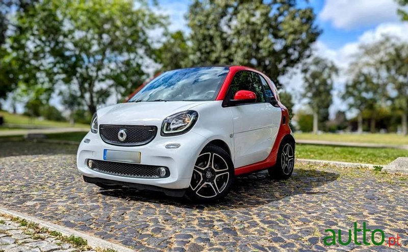 2019' Smart Fortwo 0.9 Passion 90 Aut photo #1