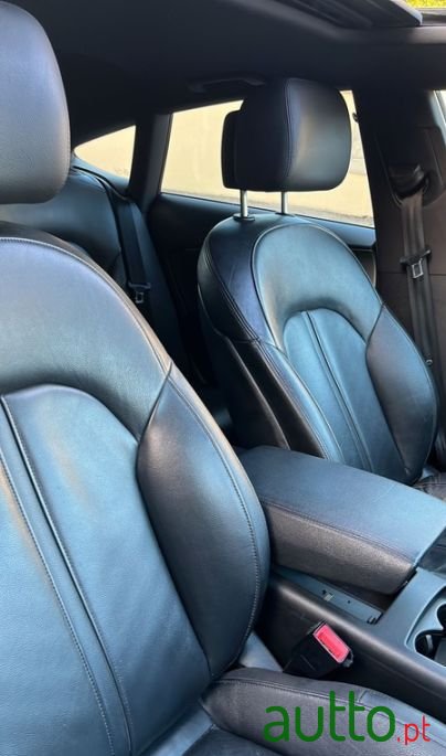 2012' Audi A7 photo #6