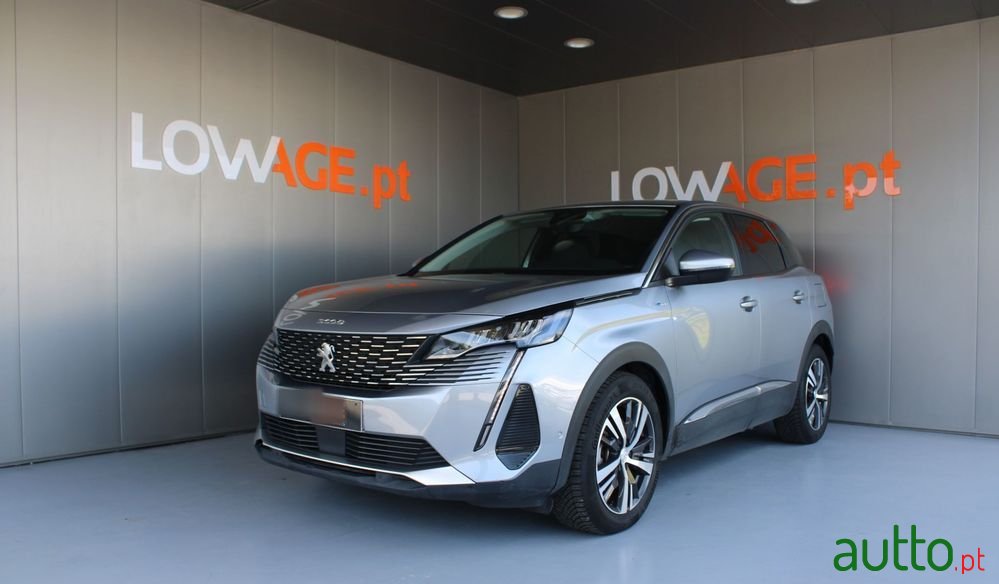 2021' Peugeot 3008 photo #1