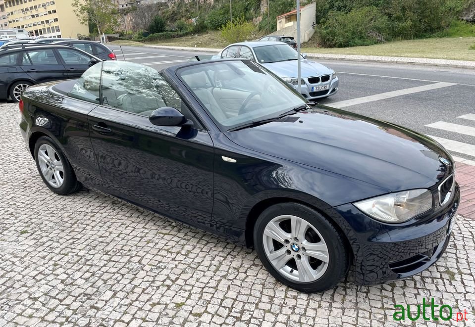 2009' BMW 120 photo #1