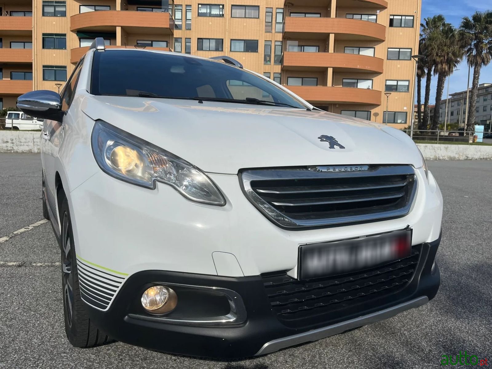 2014' Peugeot 2008 photo #4