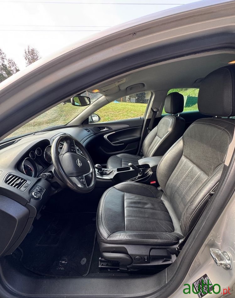 2013' Opel Insignia photo #6