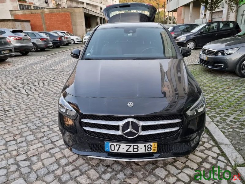 2019' Mercedes-Benz 180 photo #6