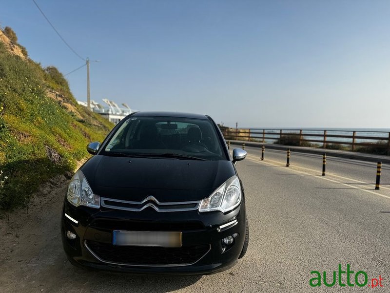 2014' Citroen C3 1.2 Vti Exclusive photo #1