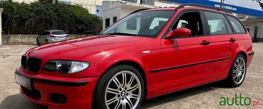2002' BMW 320 D Touring photo #1