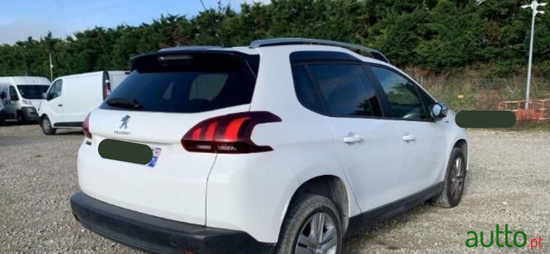 2018' Peugeot 2008 photo #3