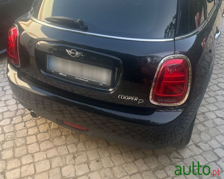 2016' MINI Cooper D 5 Portas photo #3