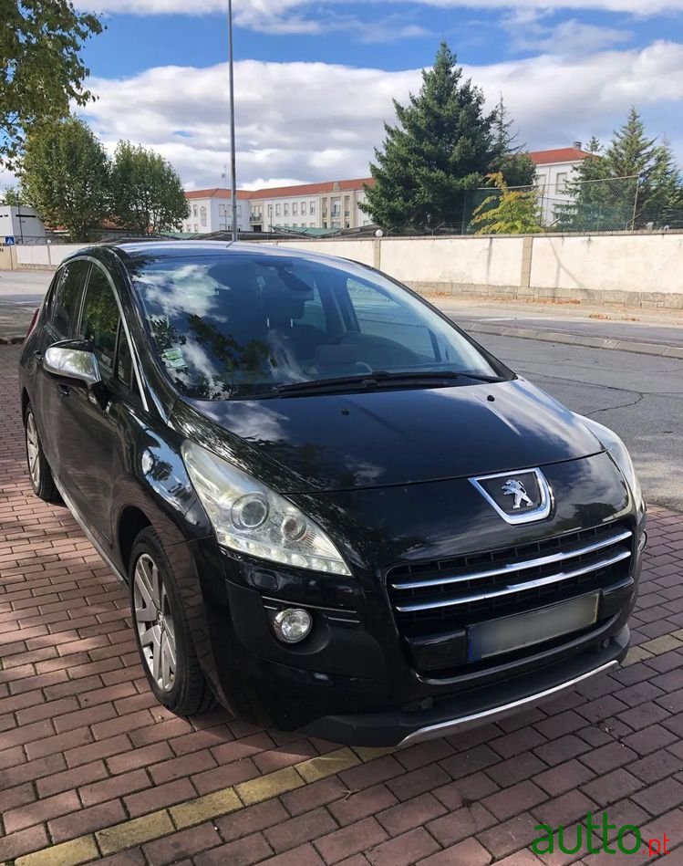 2013' Peugeot 3008 2.0 Hdi Hybrid4 photo #6