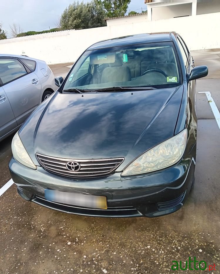 2004' Toyota Camry 3.0 photo #1
