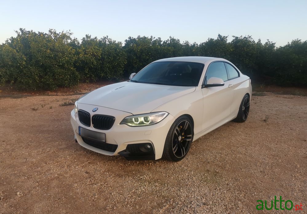 2014' BMW 220 D Pack M Auto photo #3