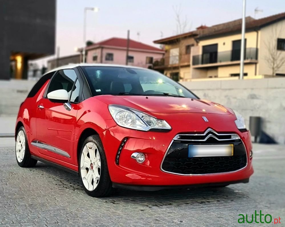 2013' Citroen DS3 photo #1