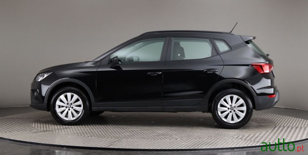 2018' SEAT Arona photo #2