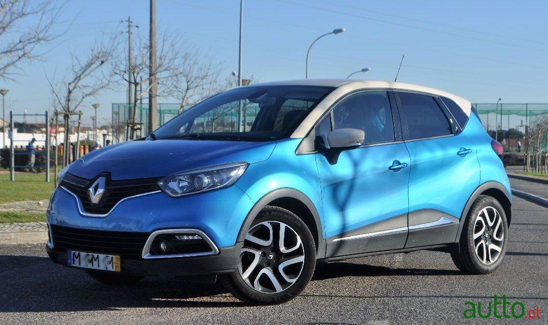 2015' Renault Captur Exclusive 0.9 Tce photo #1