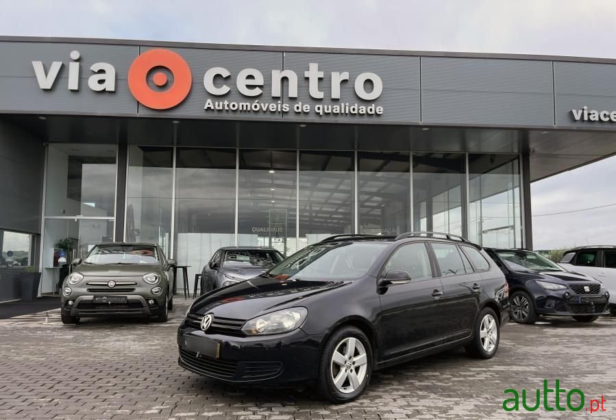 2012' Volkswagen Golf Variant photo #3