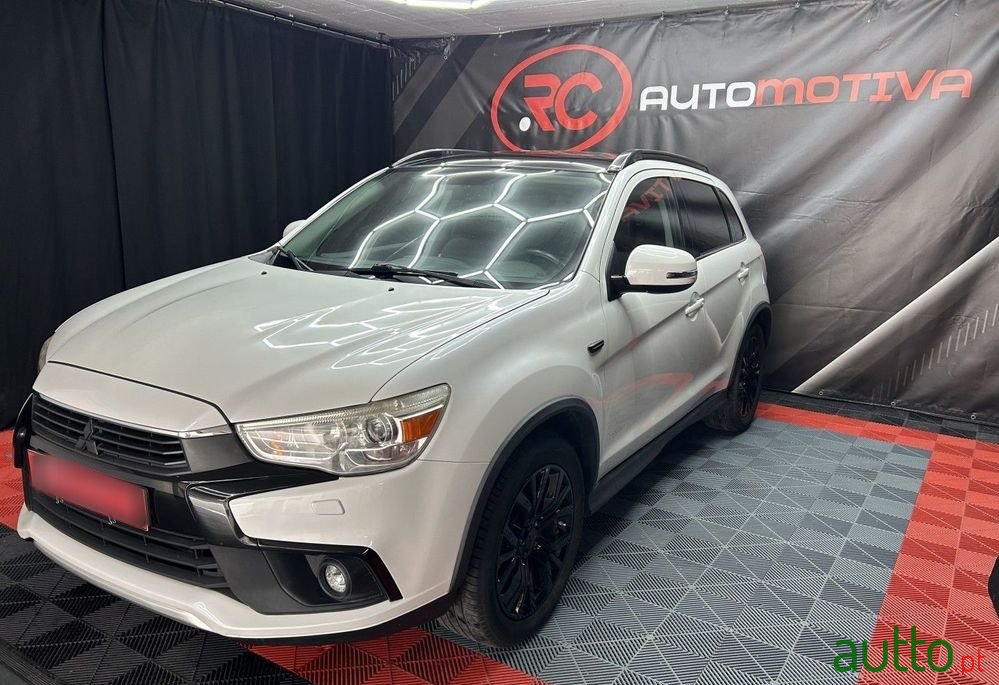 2017' Mitsubishi ASX photo #3