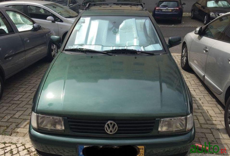 1999' Volkswagen Polo photo #2