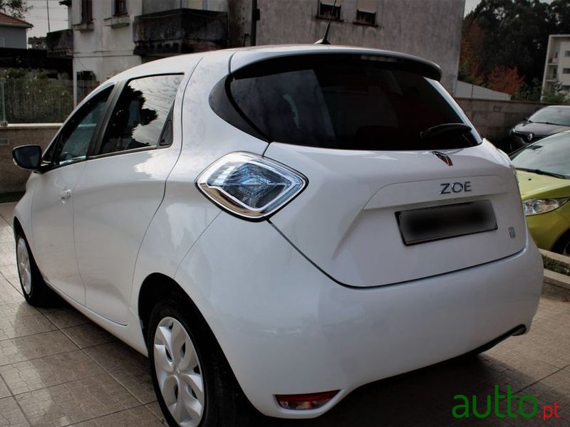 2015' Renault Zoe photo #4