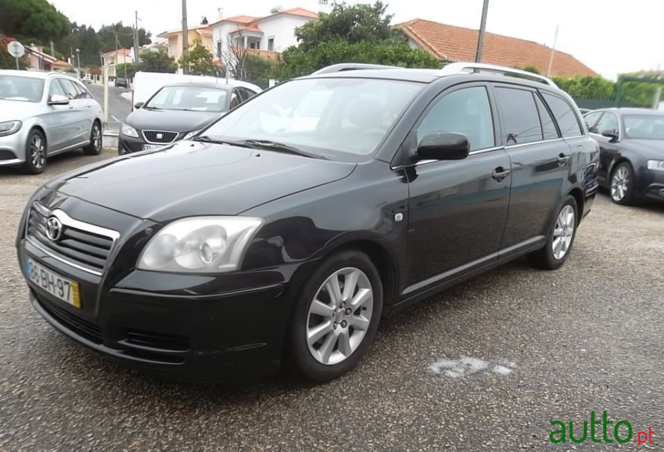 2006' Toyota Avensis Sw photo #1