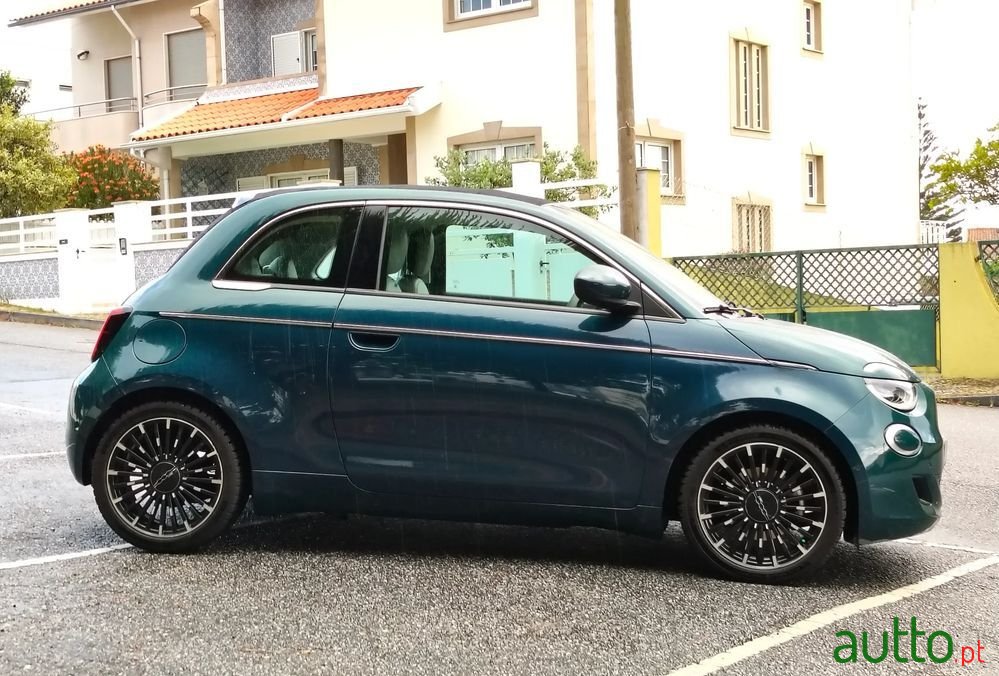 2021' Fiat 500E C La Prima photo #3