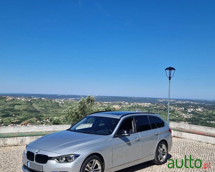 2015' BMW 320 photo #6