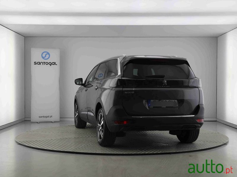 2024' Peugeot 5008 photo #4
