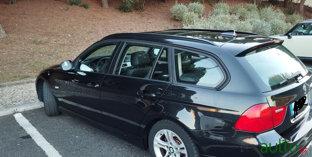 2012' BMW 320 D Touring Aut. photo #6