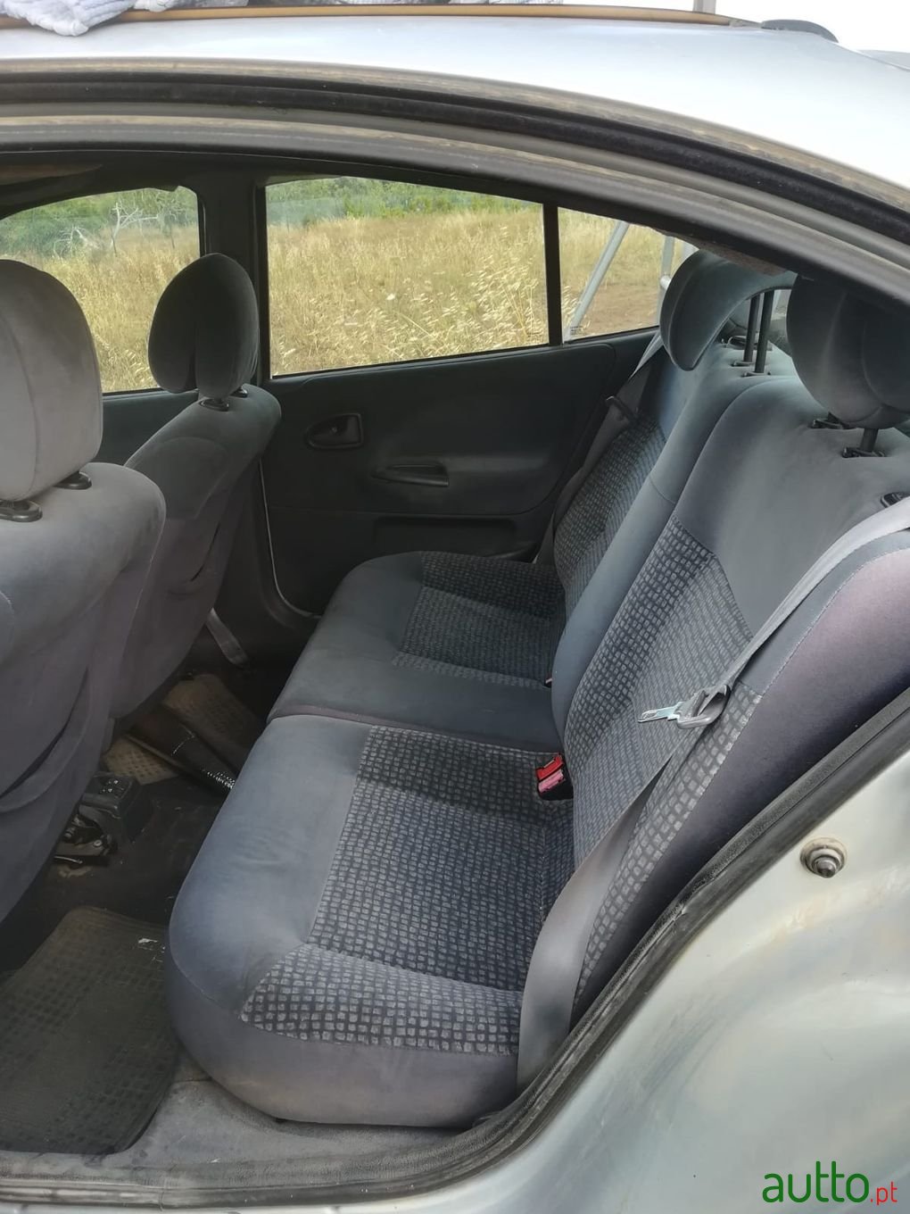 2002' Renault Megane photo #6