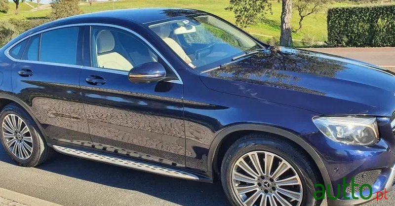2018' Mercedes-Benz Classe Glc photo #5