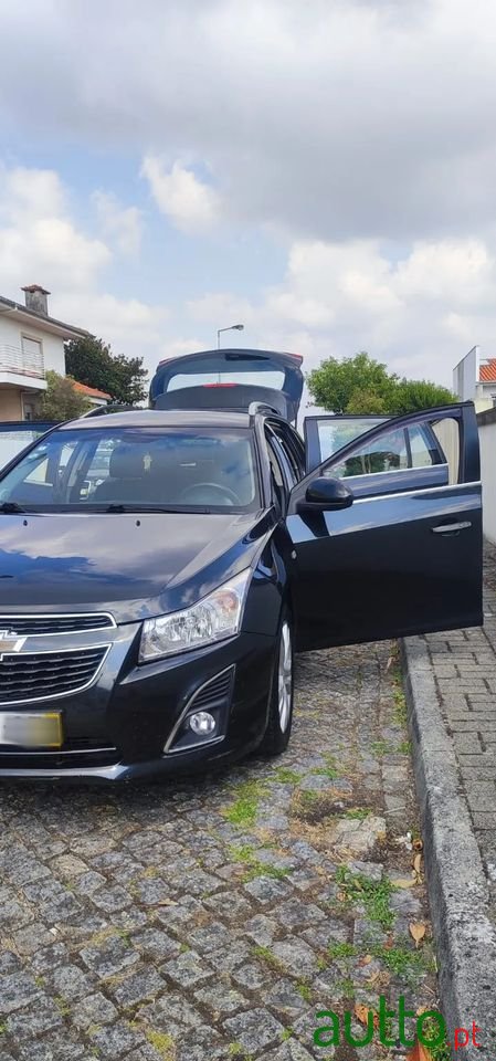 2012' Chevrolet Cruze Sw photo #1