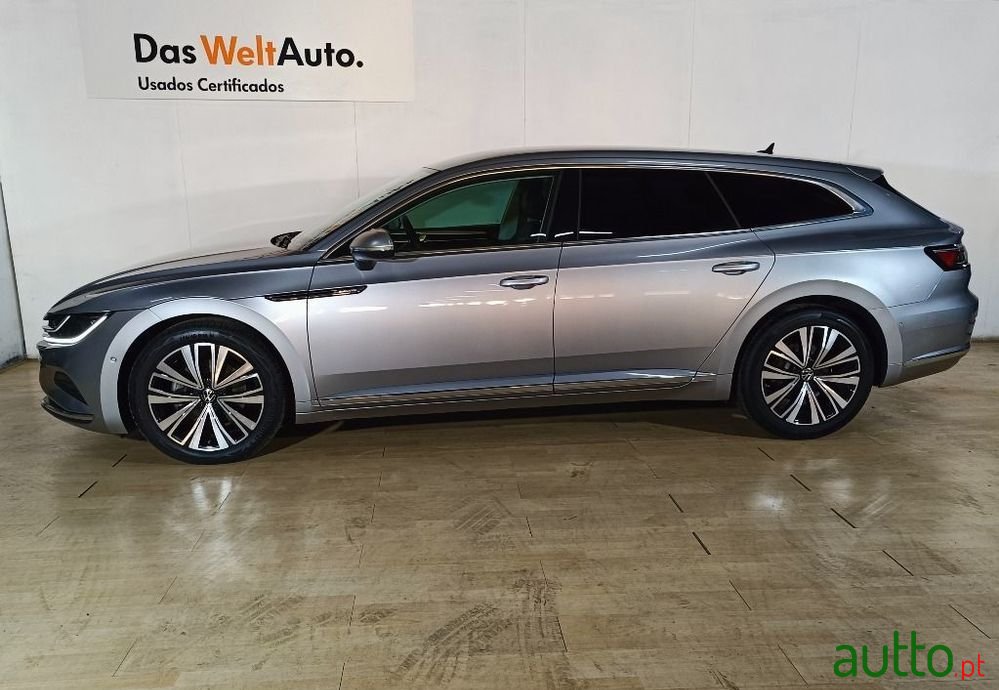 2022' Volkswagen Arteon Shooting Brake photo #3