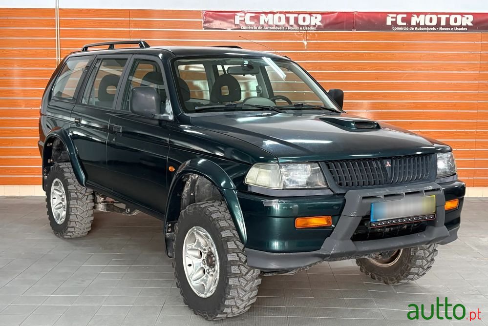 1999' Mitsubishi Pajero Sport 2.5 Td Gls photo #1