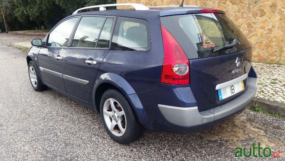 2005' Renault Megane Break photo #1
