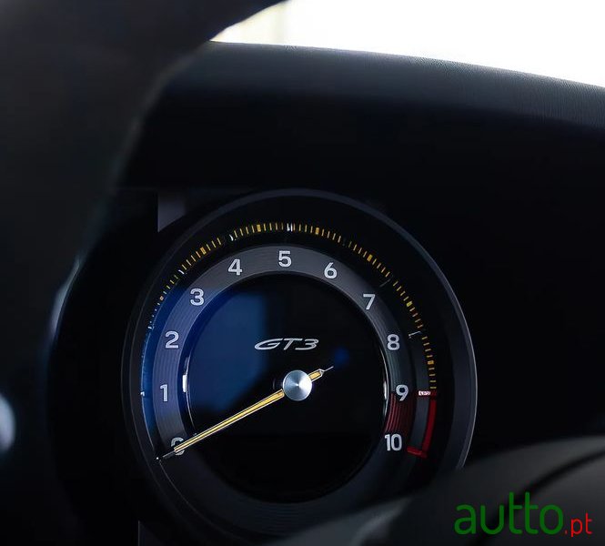 2023' Porsche 911 photo #4