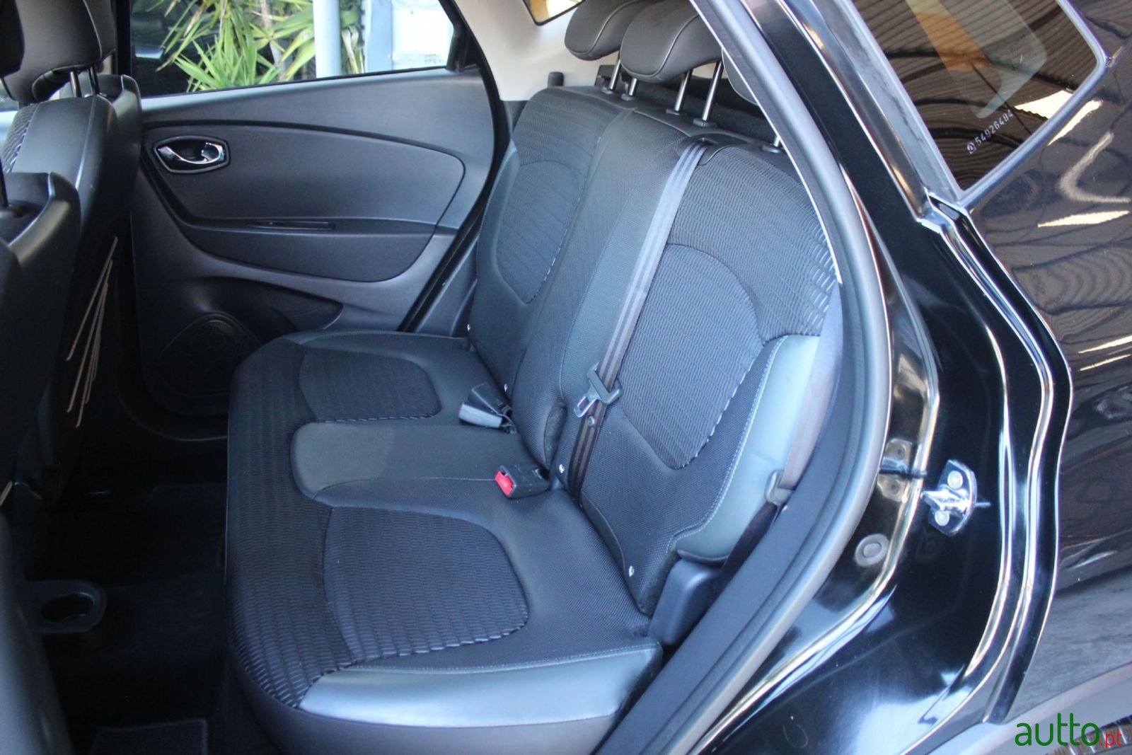 2016' Renault Captur photo #5