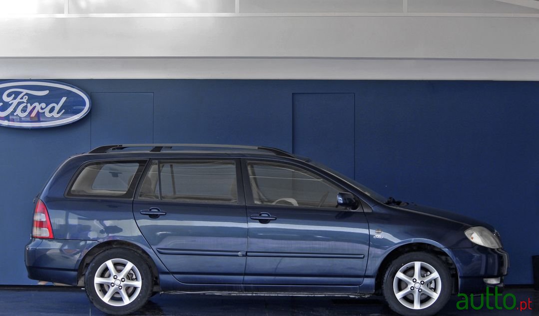 2004' Toyota Corolla Sw photo #1