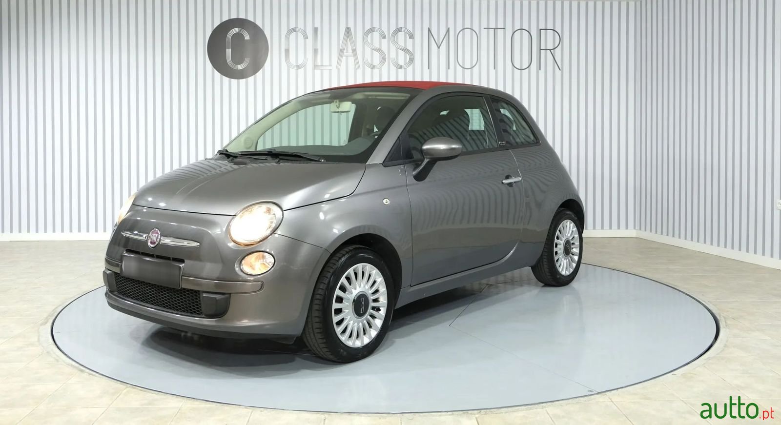 2011' Fiat 500C photo #1