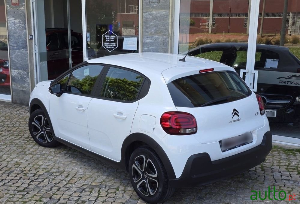 2018' Citroen C3 1.2 Puretech Feel photo #4