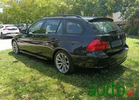 2009' BMW Série 3 D photo #4