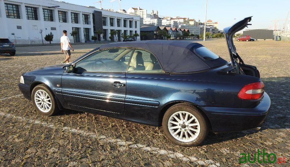 2000' Volvo C70 Cabrio 2.0 Ht photo #2