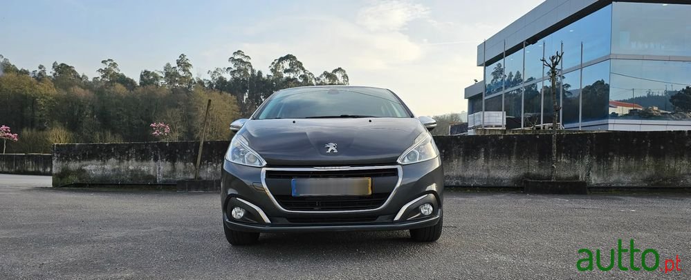 2016' Peugeot 208 photo #3