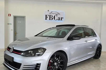 2014' Volkswagen Golf 1.6 Bluetdi Cup