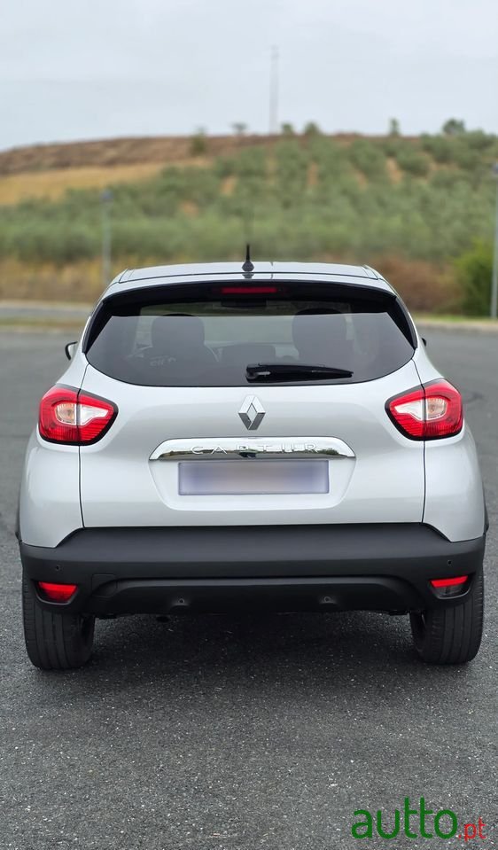 2017' Renault Captur photo #6