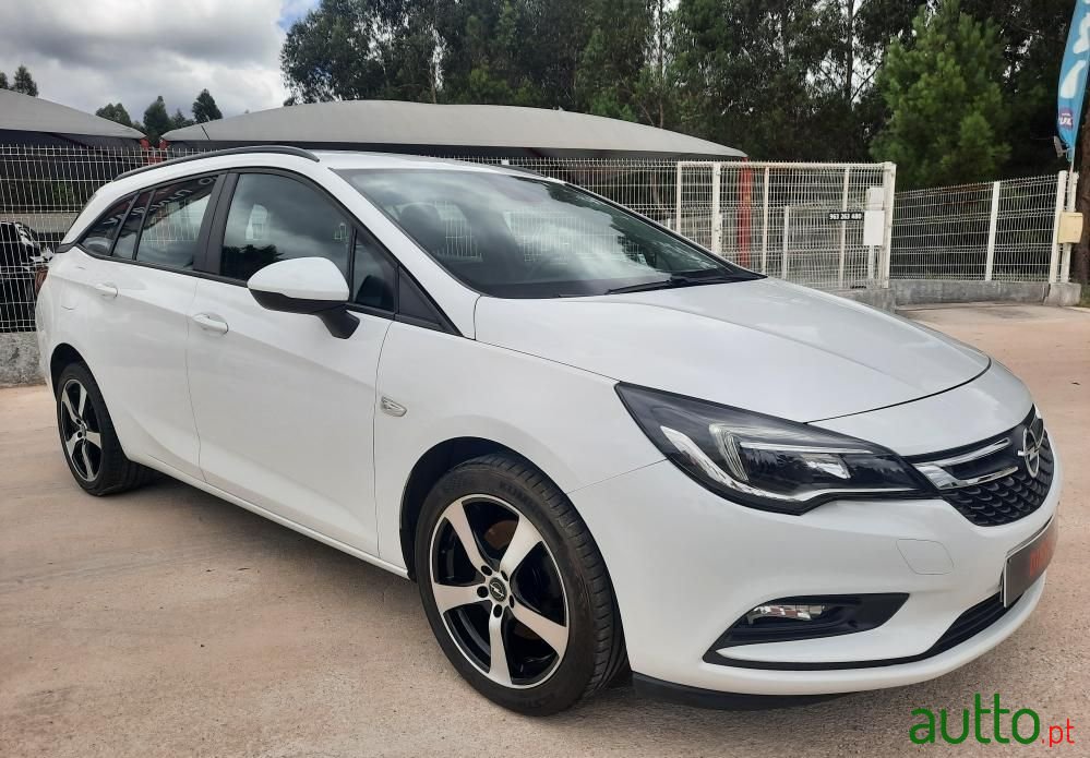 2016' Opel Astra Sports Tourer photo #6