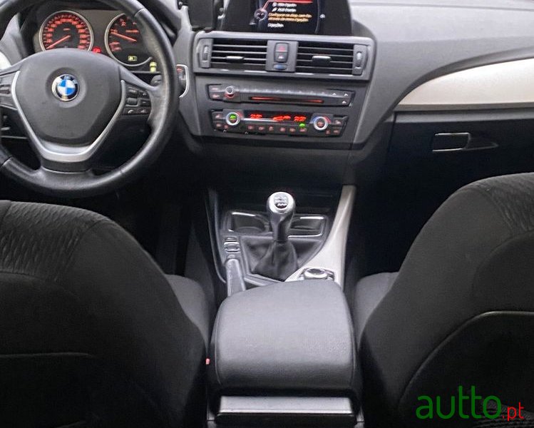 2015' BMW Série 1 D photo #4