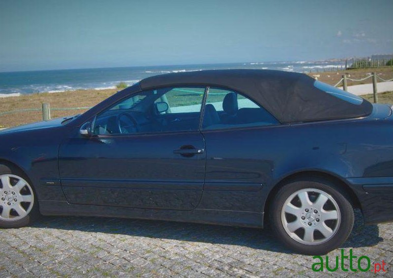 2000' Mercedes-Benz Clk-200 Kompressor Avantgarde photo #1