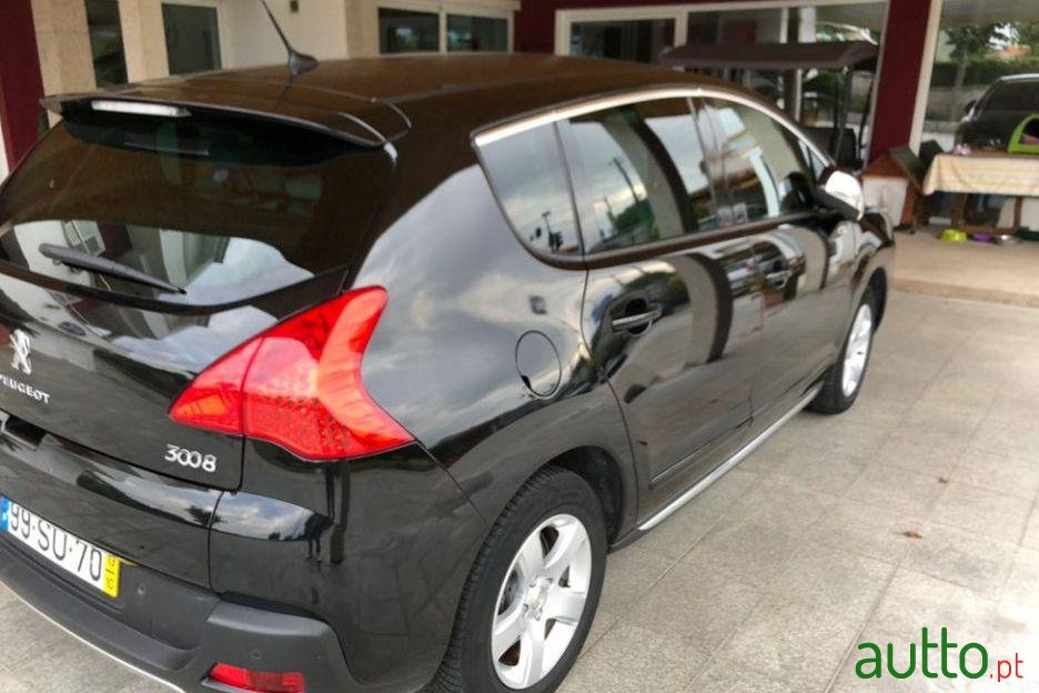 2013' Peugeot 3008 photo #3