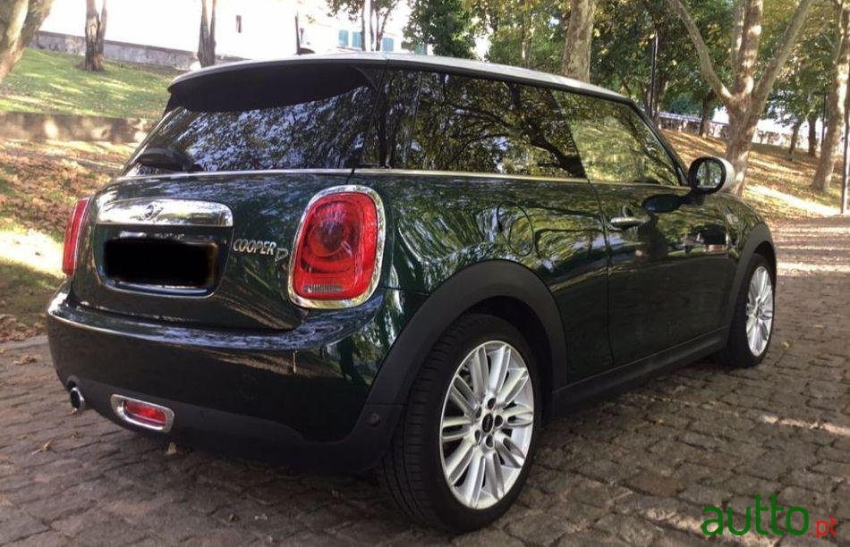 2017' MINI Cooper Cooper D photo #1