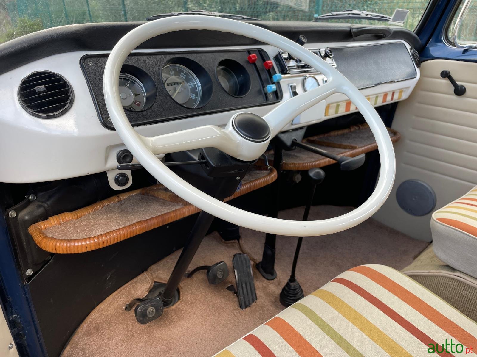 1971' Volkswagen T2 (Transporter) photo #7