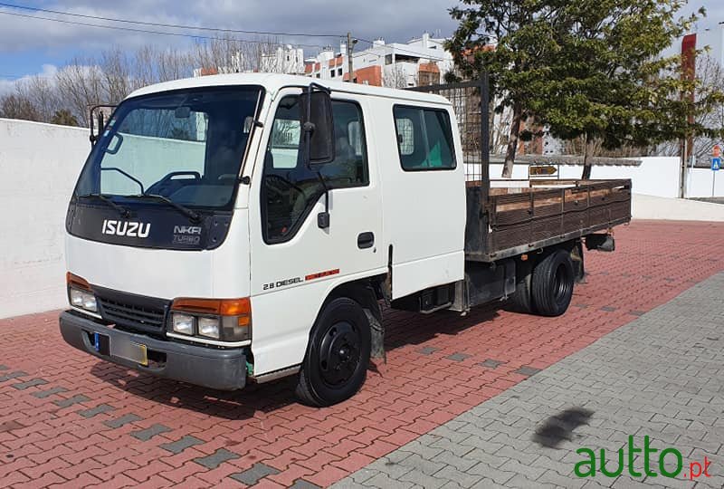 2001' Isuzu i-Series photo #1
