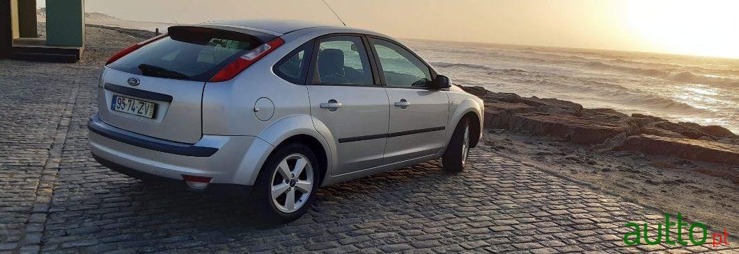 2005' Ford Focus photo #3